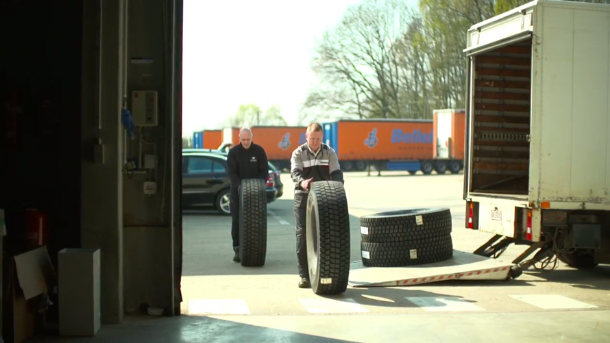 Bridgestone’s NanoPro-Tech™ technology, enhancing tyre performance and longevity